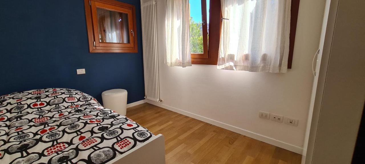 Garda Lake Aloha Apartments Torbole Sul Garda Exteriör bild
